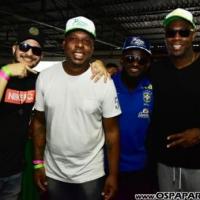 Com lotação máxima, festa da copa da Casa de Jorge é sucesso na estreia do Brasil na Copa