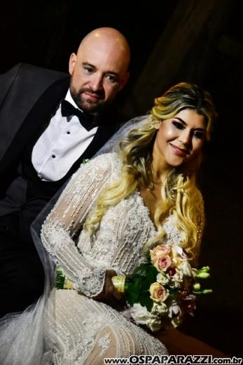 Carol Scarpelli e Evandro Alonso oficializam união depois de muitos anos juntos