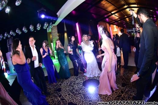 Carol Scarpelli e Evandro Alonso oficializam união depois de muitos anos juntos