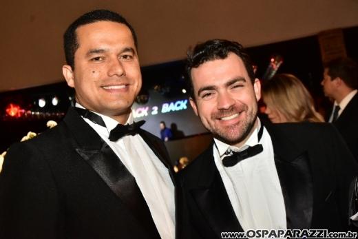 Carol Scarpelli e Evandro Alonso oficializam união depois de muitos anos juntos