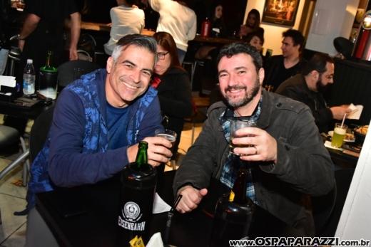 Ele está de volta - O Funil Bar - reabre sob antiga direção