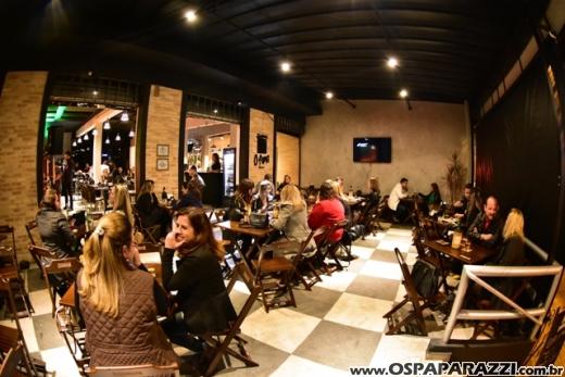 Ele está de volta - O Funil Bar - reabre sob antiga direção