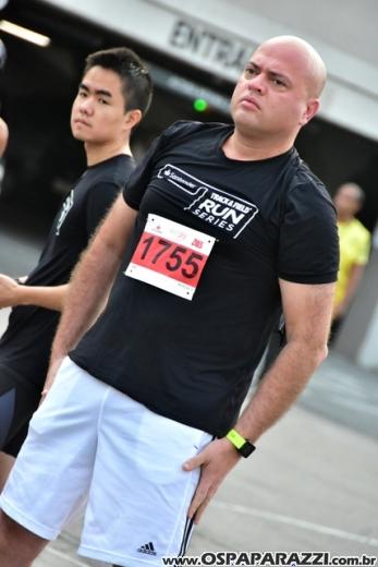 Track e Field Run Series CenterVale Shopping coloca participantes para SUAR muito