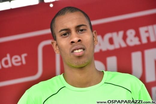 Track e Field Run Series CenterVale Shopping coloca participantes para SUAR muito