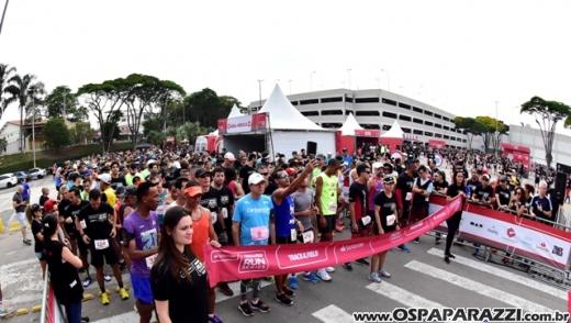Track e Field Run Series CenterVale Shopping coloca participantes para SUAR muito