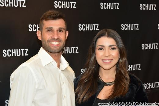 Aline Gaioso da Silva assume o comando da SCHUTZ no CenterVale Shopping