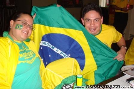 Torcida e Feijoada pela Copa do Mundo rolou no O Funil em São José