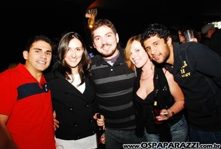Allan Mello comemora aniversário no Pub Dunluce em São José