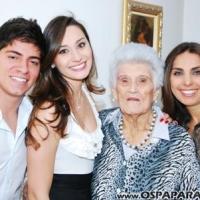 Yolanda Cesar, amiga de Chico Xavier, comemora 90 anos de história
