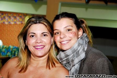 Ana Rita Nunes recebe o jogador Washington em seu aniversário