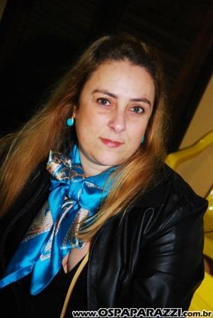 Ana Rita Nunes recebe o jogador Washington em seu aniversário