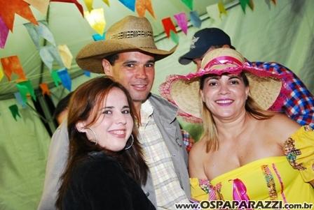 Ana Rita Nunes recebe o jogador Washington em seu aniversário