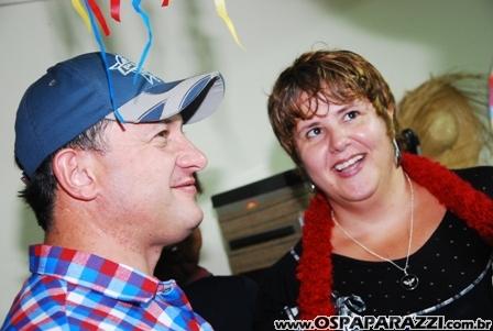 Ana Rita Nunes recebe o jogador Washington em seu aniversário
