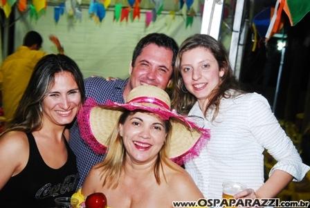 Ana Rita Nunes recebe o jogador Washington em seu aniversário