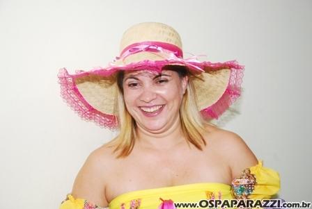 Ana Rita Nunes recebe o jogador Washington em seu aniversário