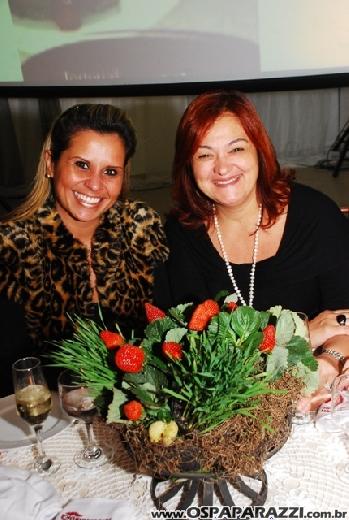 Valéria Verdi comemora 20 anos de Torteria Haguanaboka na Mansão Eventos