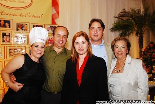 Valéria Verdi comemora 20 anos de Torteria Haguanaboka na Mansão Eventos