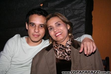 Stella Meirelles faz aniversário na Chopperia 99