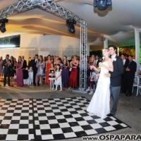 Fabricio Gomes e Janine Costa casam-se na Chácara Morada do Sol