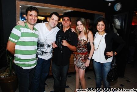 Noite de celebridades e surpresas no Anexo em São José dos Campos