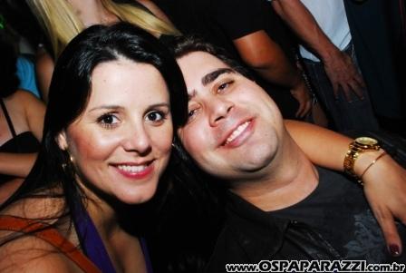 Noite de celebridades e surpresas no Anexo em São José dos Campos