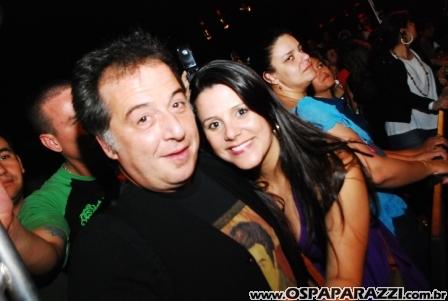 Noite de celebridades e surpresas no Anexo em São José dos Campos
