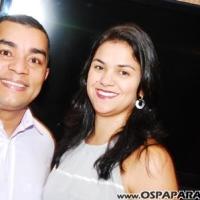 Ex-BBB Fernanda Cardoso participa de coquetel em São José