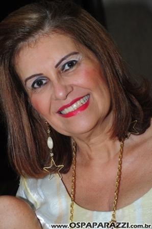 Silvia Máximo comemora idade nova em São José dos Campos