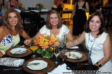 Silvia Máximo comemora idade nova em São José dos Campos