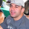 Jonas Almeida confere novo cardápio de restaurante