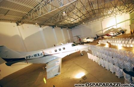 Desfile de moda no Aeroclube de São José dos Campos