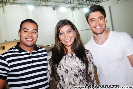 Desfile de moda no Aeroclube de São José dos Campos