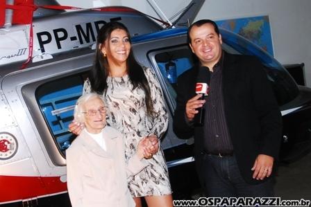 Desfile de moda no Aeroclube de São José dos Campos