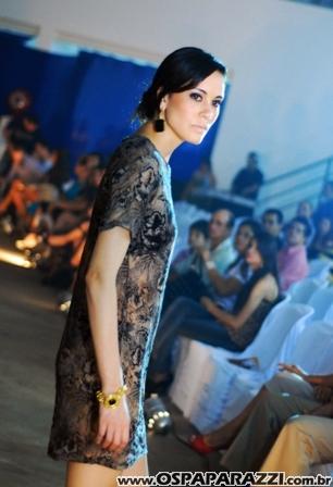 Desfile de moda no Aeroclube de São José dos Campos