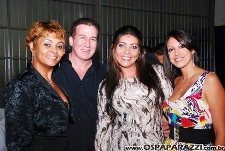 Desfile de moda no Aeroclube de São José dos Campos