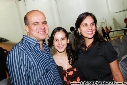 Desfile de moda no Aeroclube de São José dos Campos
