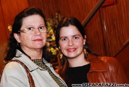 Shopping comemora aniversário com espetáculo