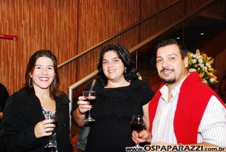 Shopping comemora aniversário com espetáculo