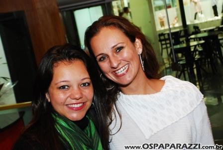 Shopping comemora aniversário com espetáculo
