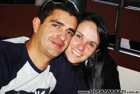 Restaurante de Vinicius Valverde tem feijoada beneficente