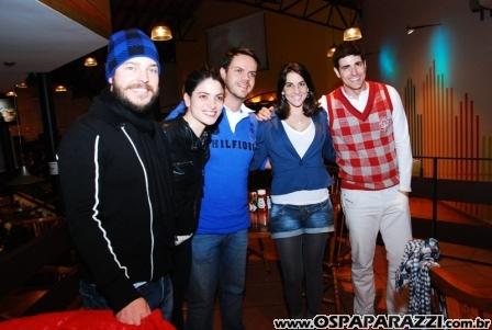 Restaurante de Vinicius Valverde tem feijoada beneficente