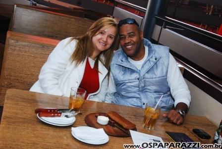 Restaurante de Vinicius Valverde tem feijoada beneficente