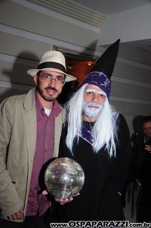 O Homem da nova Década é o tema de aniversário na Number Two