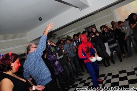 O Homem da nova Década é o tema de aniversário na Number Two