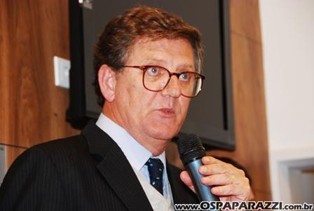 Autoridades inauguram Seconci em São José dos Campos