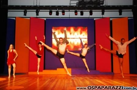 Atores, moda, dança e música no Colinas Fashion Show