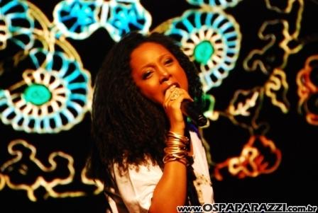 Atores, moda, dança e música no Colinas Fashion Show