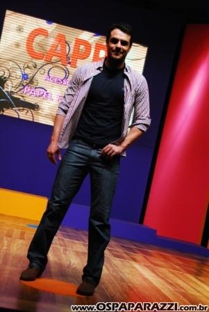 Atores, moda, dança e música no Colinas Fashion Show