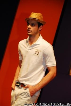 Atores, moda, dança e música no Colinas Fashion Show