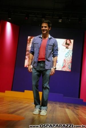 Atores, moda, dança e música no Colinas Fashion Show